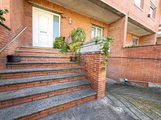 Casa en venta en Igualada, Poble Sec. CASA CON JARDÍN EN EL POBLE SEC DE IGUALADA. Casas.