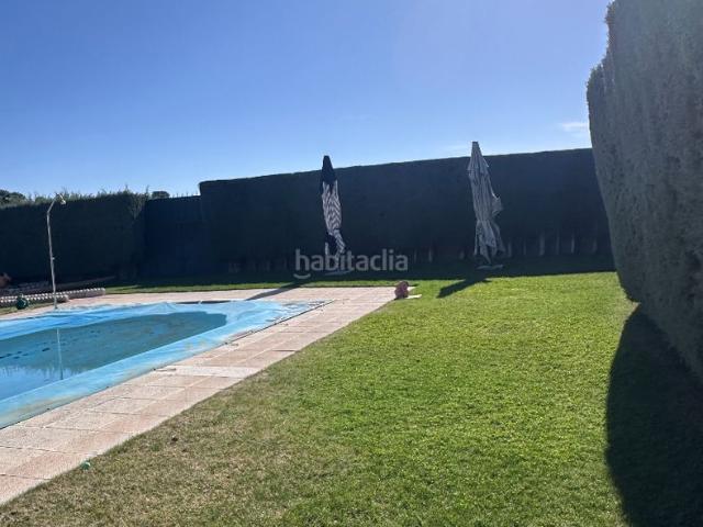 Casa en venta en Illana. Maravilloso chalet a la venta en Illana Guadalajara. Casas.