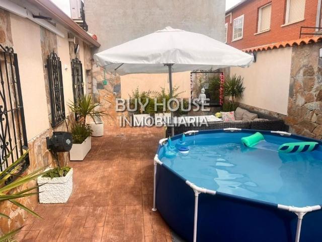 Casa en venta en Illescas, Estación Cruz Roja. PRECIOSA Y MODERNA CASA BAJA DE UNA SOLA PLANTA TOTALMENTE REFORMADA CON ESPECTACULAR PATIO EN ILLESCAS. Casas.
