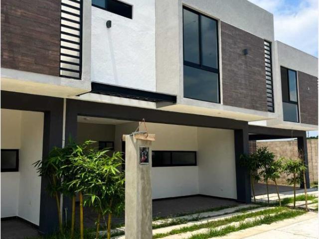 Casa en venta en Indeco Unidad, Centro, Tabasco