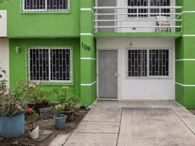 Casa en Venta en Indeco, San Angel, Centro, Tabasco Amplia, Céntrica y Perfecta