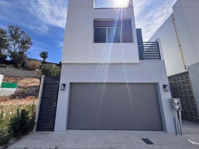 CASA EN VENTA EN INDUSTRIAL PACIFICO TIJUANA