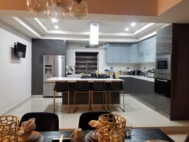 Casa en venta en Insurgentes Oeste, Mexicali, Baja California