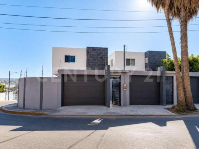CASA EN VENTA EN INSURGENTES SEMINARIO, TIJUANA, BAJA CALIFORNIA