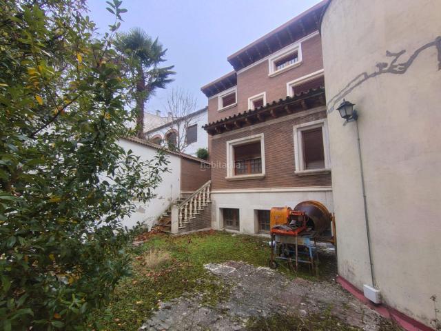Casa en venta en Íscar. Casa en Plaza Mayor de Iscar, Valladolid. Casas.