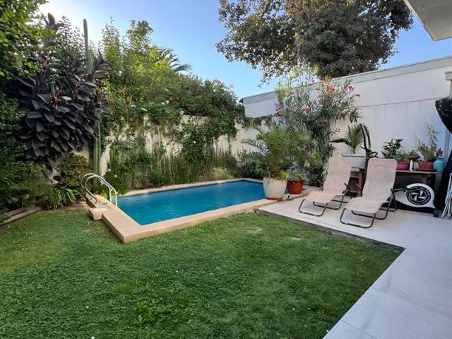 Casa en Venta en Isabel la Católica/Latadía
