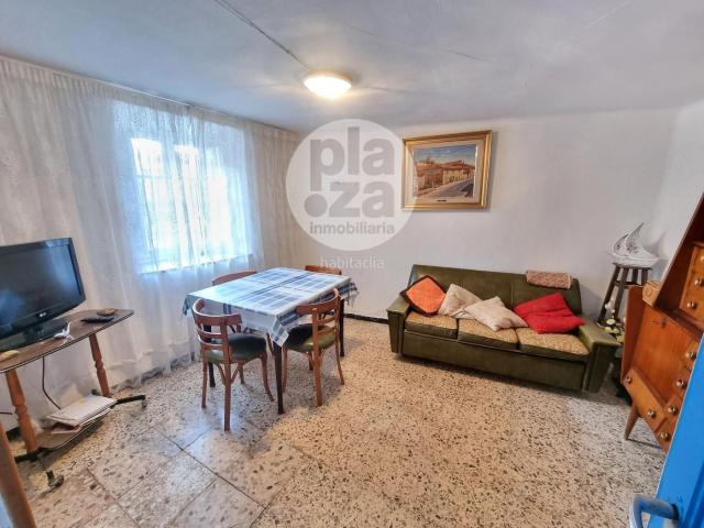 Casa en venta en Isar. AMPLIA CASA RURAL EN VENTA EN ISARBURGOS. Casas.