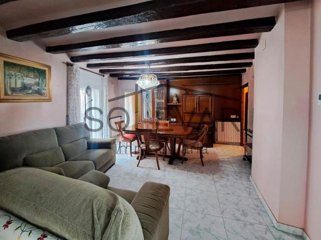 Casa en venta en Isona i Conca Dellà Pirineos. CASA UNIFAMILIAR EN EL CENTRO DE ISONA. Casas Isona i Conca.