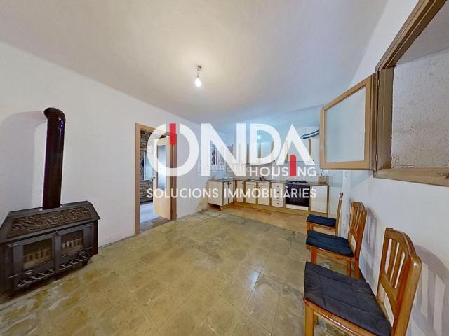 Casa en venta en Isona i Conca Dellà Pirineos. SE VENDE ESPECTACULAR CASA DE 575 M2 EN EL CENTRO DE ISONA. Casas Isona i Conca.