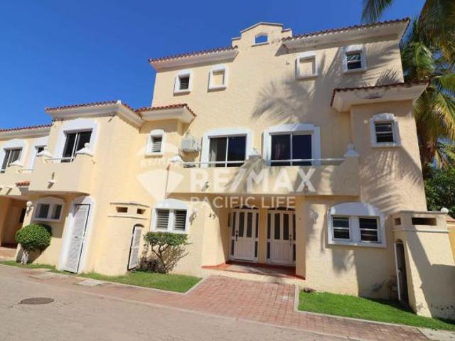 CASA EN VENTA EN ISLA MAZATLÁN RESIDENCE CLUB 4