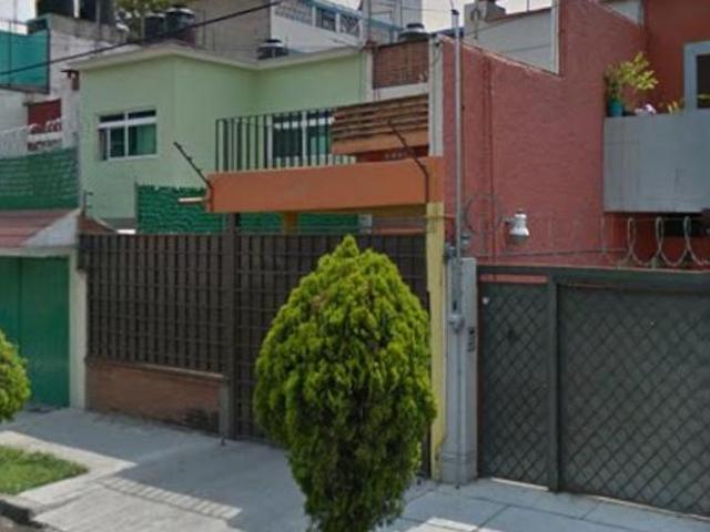 Casa en Venta en Juan Sarabia #284