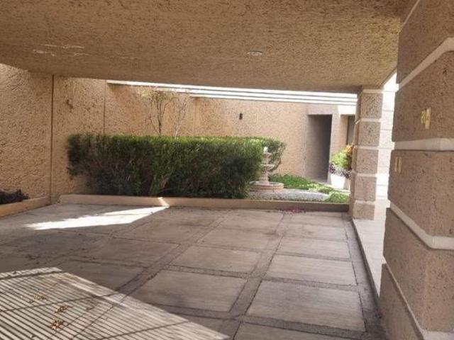 Casa en venta en Jurica Querétaro 1572