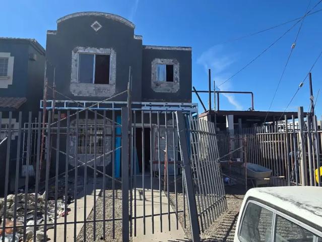 Casa en Venta en Juventud Deportiva 2000, Mexicali, Baja California