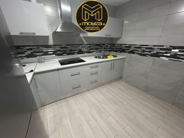 Casa en venta en Jaén, Ctra. Circunvalación La Magdalena. Casa en venta en Tomillo, 3 dormitorios. Casas.