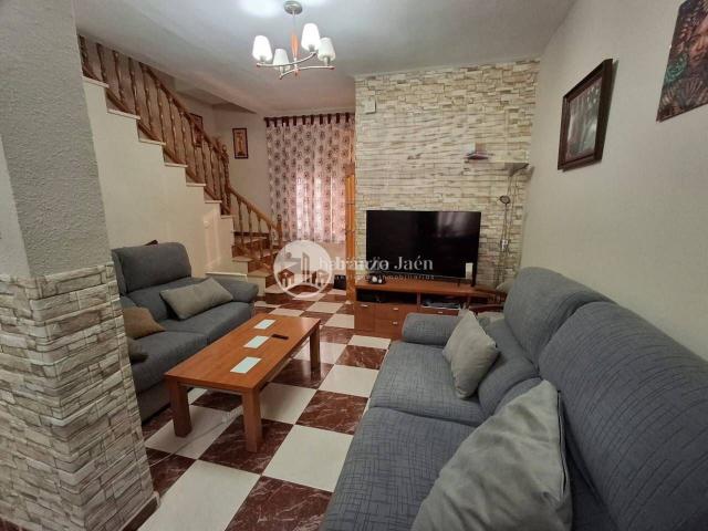 Casa en venta en Jaén, San Felipe El Almendral La Merced. Casa en venta en San FelipeEl AlmendralLa Merced23002. Casas.