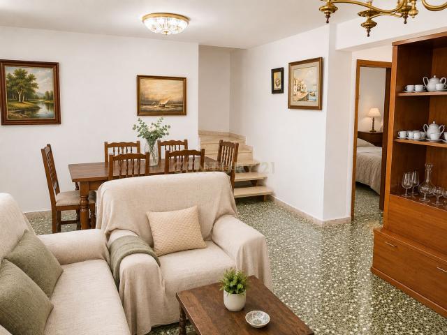 Casa en venta en Jarafuel. Amplia casa en Jarafuel, Valencia Oportunidad única. Casas.