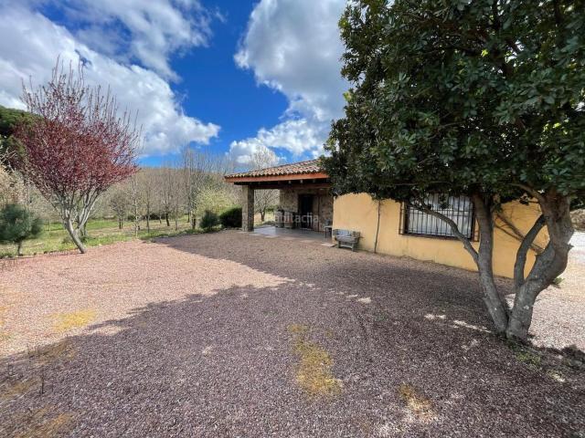 Casa en venta en Jaraíz de la Vera. EXCLUSIVA VIVIENDA EN JARAIZ DE LA VERA A DOS HORAS DE MADRID. Casas Jaraíz de la.
