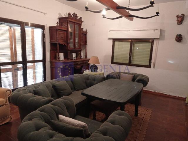 Casa en venta en Jarandilla de la Vera. FINCA DE RECREO A DOS HORAS DE MADRID. Casas Jarandilla de la.