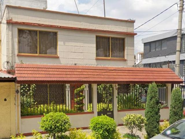 CASA EN VENTA EN JARDÍN BALBUENA