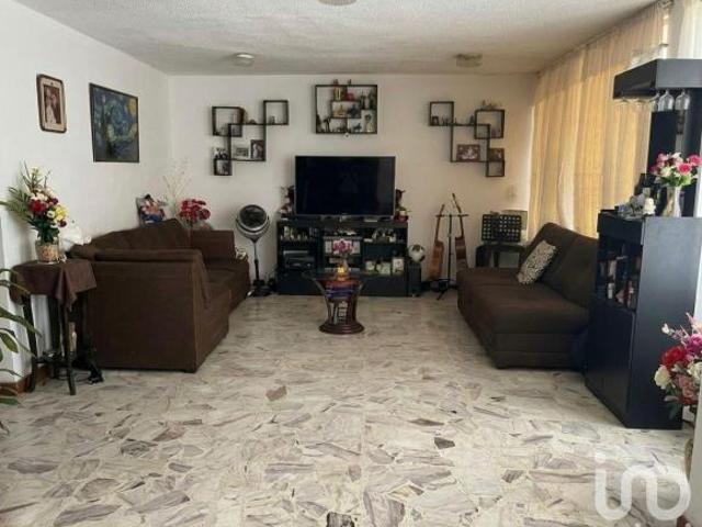 OPORTUNIDAD DE INVERSIÓN EN JARDÍN BALBUENA. H/3/25/M, habitacional con comercio en P.B