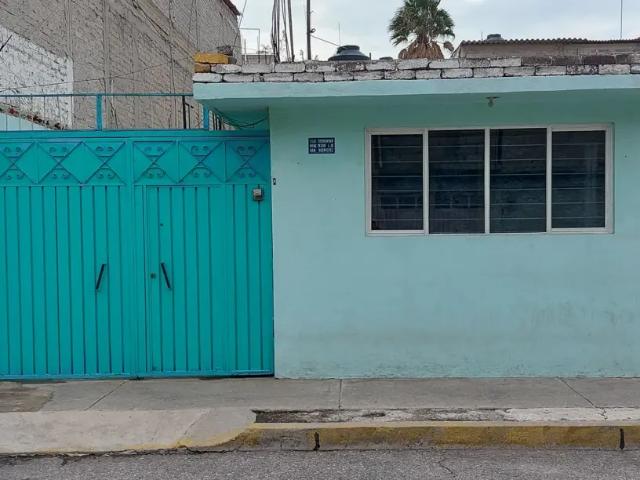 CASA EN VENTA EN JARDINES DE MORELOS ECATEPEC