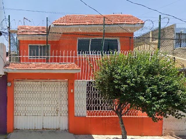 Casa en Venta Jardines de Morelos Ecatepec Estado de México FLL