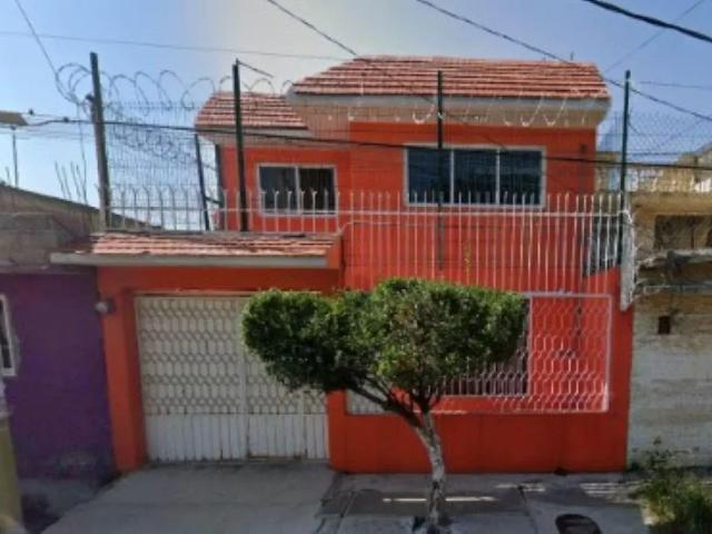 Casa en venta en Jardines de Morelos Sección Lagos, Ecatepec de Morelos, México