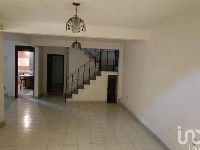 CASA EN VENTA EN JARDINES DE ARAGÓN