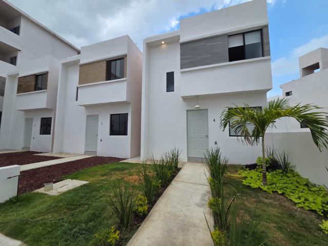 Casa en venta en Jardines de Champayan, Tampico
