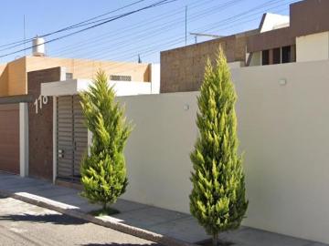 CASA EN VENTA EN JARDINES DE DURANGO