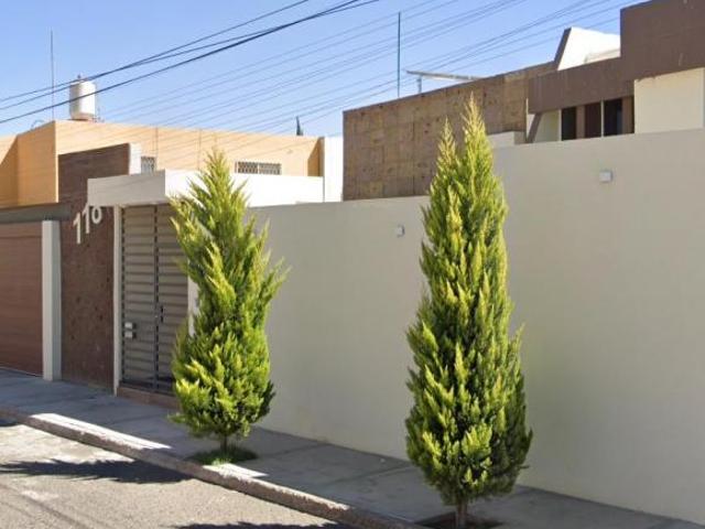 CASA EN VENTA EN JARDINES DE DURANGO