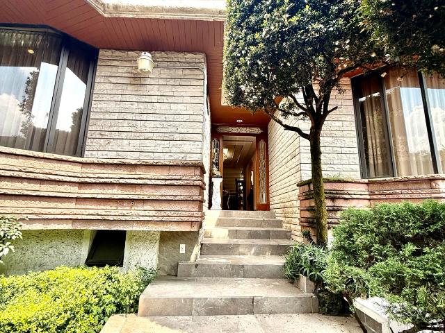 Casa en Venta en Jardines de la Monta?a
