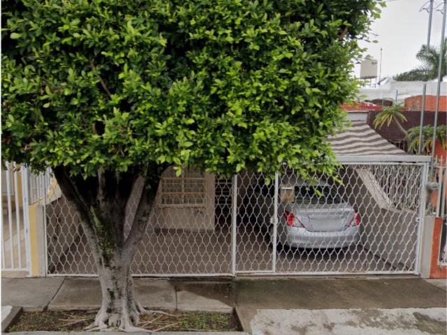 Casa en venta en Jardines de La Cruz 1a. Sección, Guadalajara, Jalisco