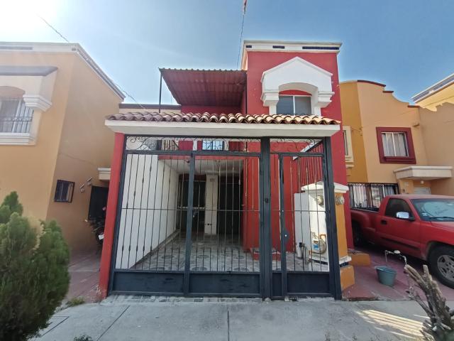 Casa en venta en Jardines de La Hacienda, Tonalá, Jalisco