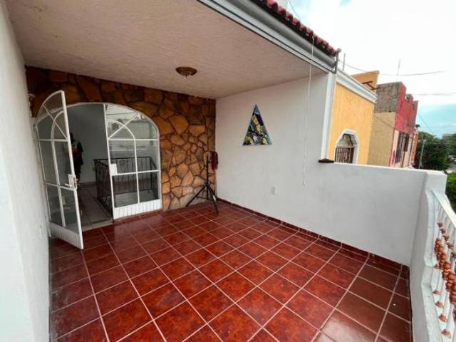 CASA EN VENTA EN JARDINES DE LA PAZ, TLAQUEPAQUE, JALISCO