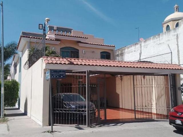 Casa en Venta en Jardines de la Paz Arturo R. Pueblita 930