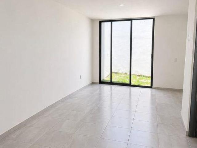 CASA EN VENTA EN JARDINES DE LA PRIMAVERA