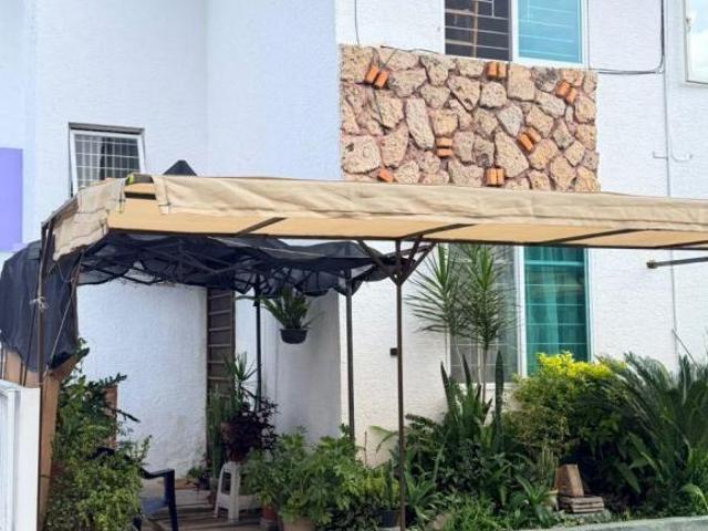 Casa en Venta en Jardines de San José Isla Samoa 3532