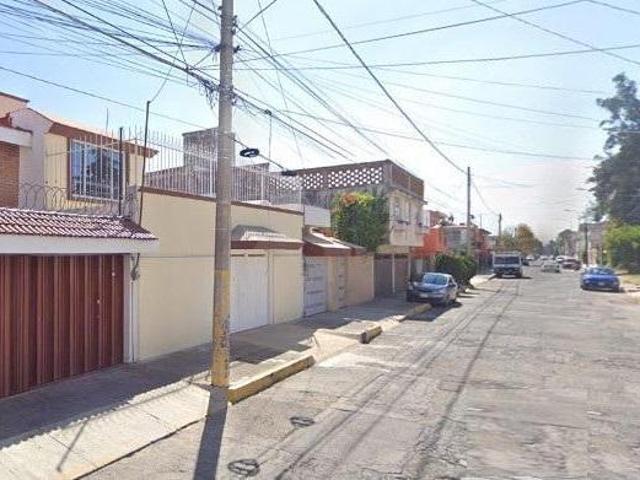 CASA EN VENTA EN JARDINES DE SAN MANUEL PUEBLA