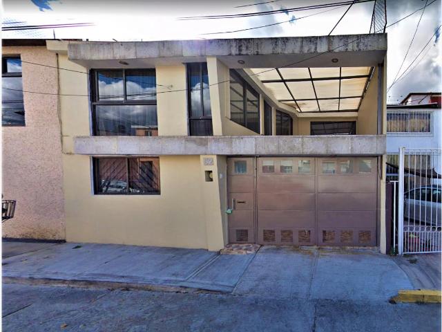 Casa en venta en Jardines de San Mateo, Naucalpan de Juárez, México