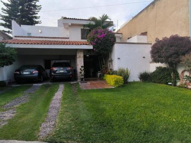 Casa en VENTA en JARDINES DE SANTA ANITA, TLAJOMULCO DE ZUÑIGA