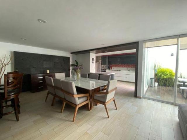 CASA EN VENTA EN JARDINES DE TLACOPA, TOLUCA