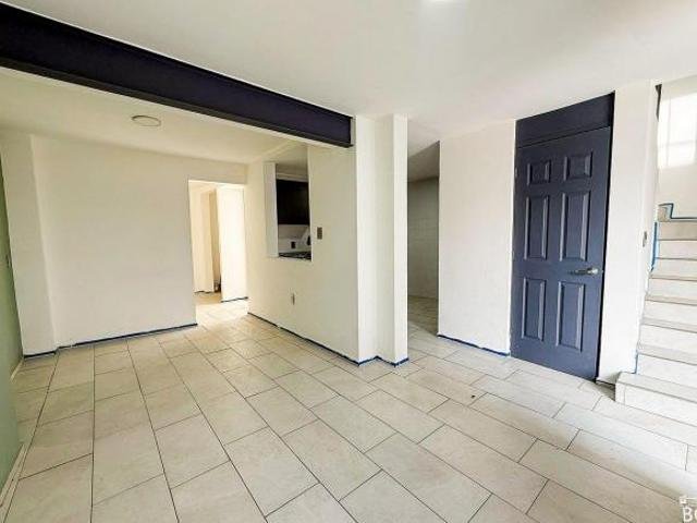 Casa en VENTA en jardines del valle