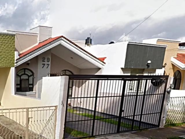 Casa en venta en Jardines Del Valle, Zapopan, Jalisco