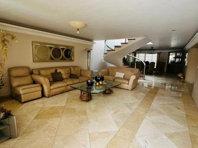 CASA EN VENTA EN JARDINES DEL CAMPESTRE