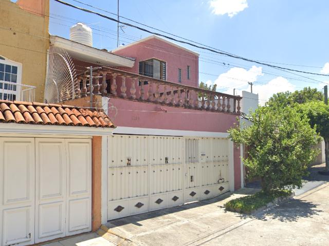 Casa en venta en Jardines del Country, Guadalajara, Jalisco