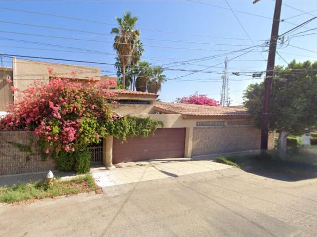 Casa en venta en Jardines del Lago, Mexicali, Baja California