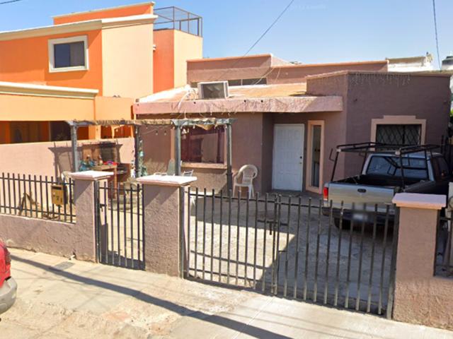 Casa en venta en Jardines del Lago, Mexicali, Baja California