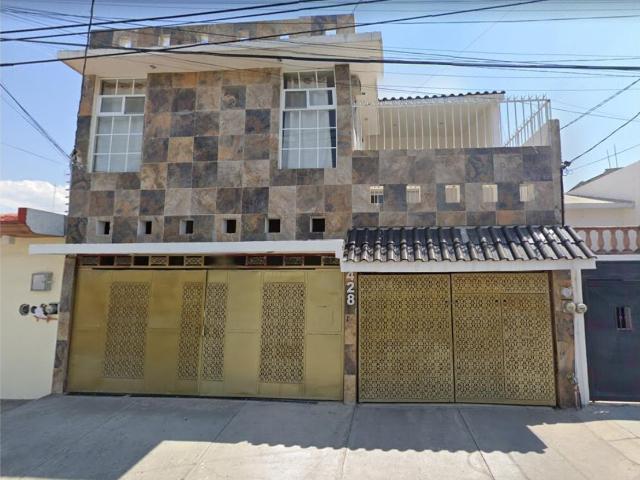 Casa en venta en Jardines del Moral, León, Guanajuato