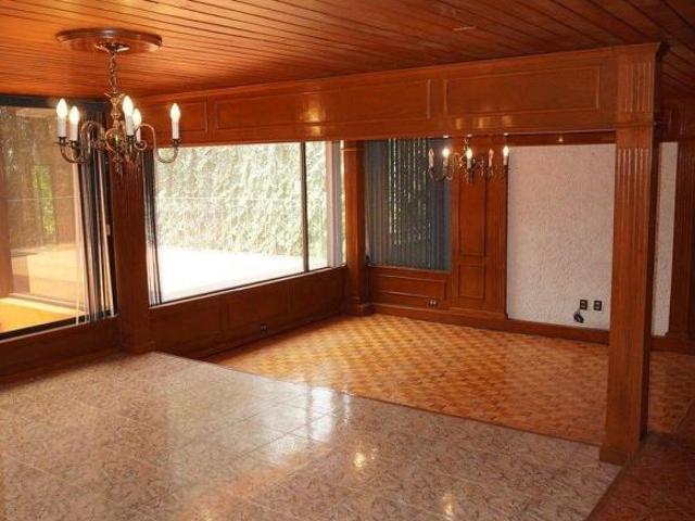 Casa en Venta de 1099 m² con 5 recámaras en venta en Jardines del Pedregal Coyoacán